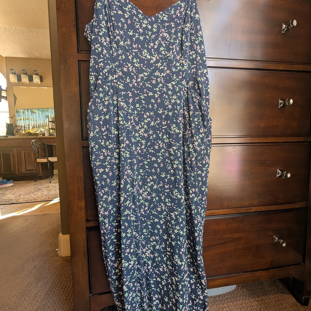 41 Hawthorn Navy Floral Maxi Dress with Pockets